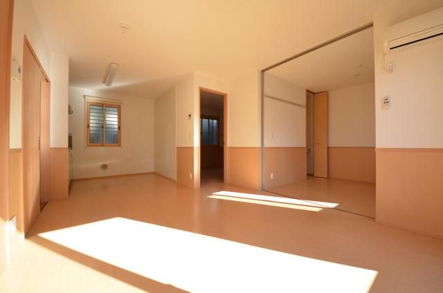 居室・リビング　収納