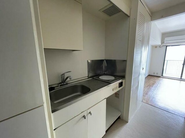 キッチン　IHキッチンでちょい広