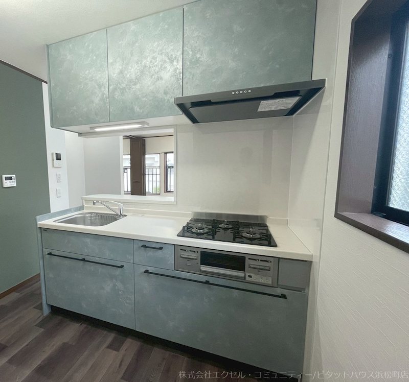 キッチン　※写真と設備が異なります。