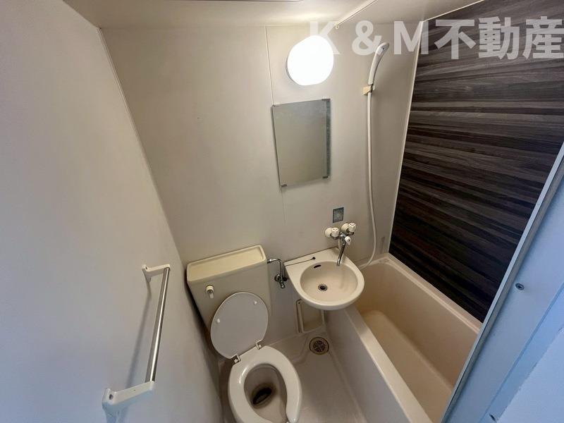 バス・シャワールーム　日々の疲れを癒すお風呂付です