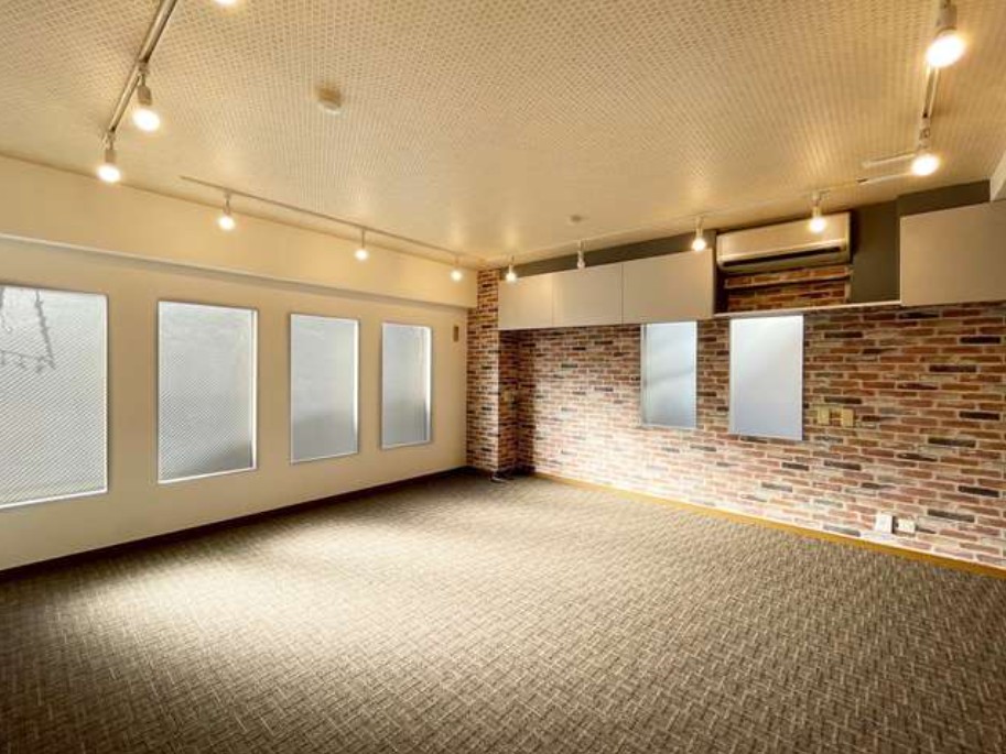 セントラル第二青山の居間写真