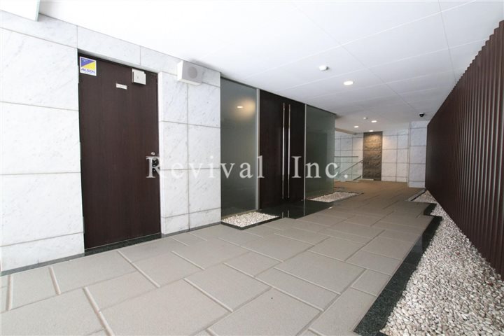 セキュリティ　安心のオートロックです