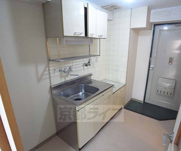 キッチン　広々使っていただけるキッチンです