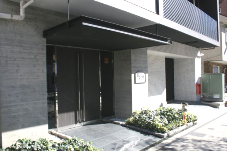 建物外観　★駅徒歩4分のマンション★