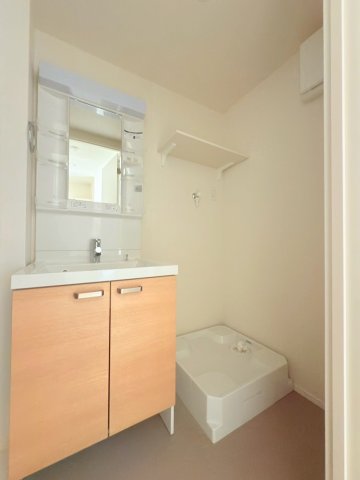 洗面設備　人気のシャンプードレッサー※同シリーズ物件の写真になります