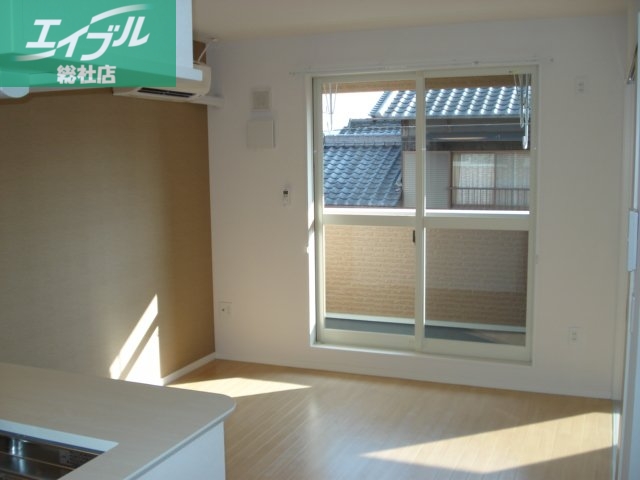 居室・リビング　リビング