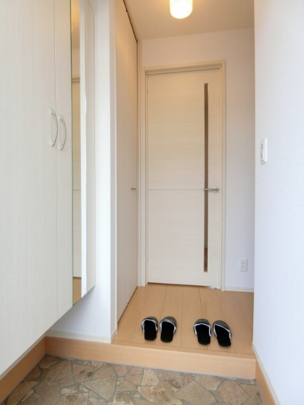 玄関　図面と現状に相違がある場合には現状を優先