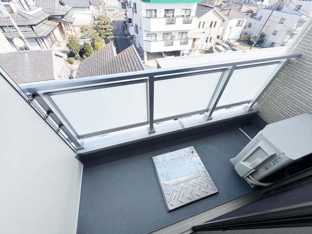 バルコニー　～洗濯物干そう～