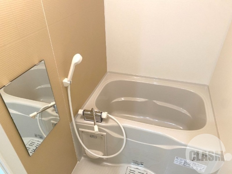 バス・シャワールーム　浴室乾燥機付きバス♪