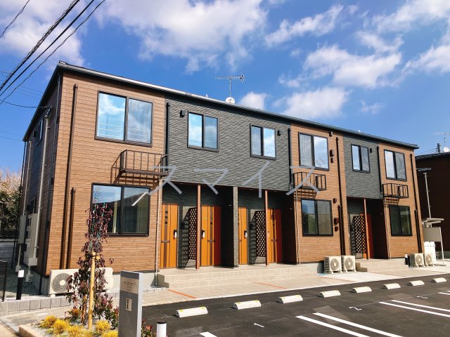 建物外観　落ち着いた雰囲気の外観です