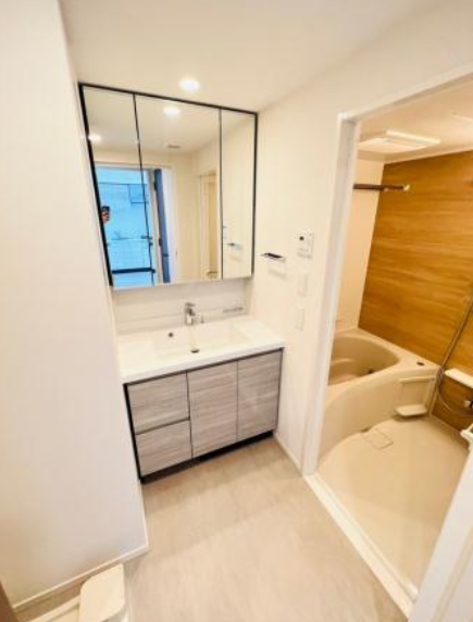 洗面設備　☆ゆったりスペース☆