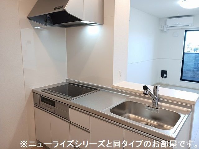 キッチン　コンパクトなキッチンで掃除もラクラク