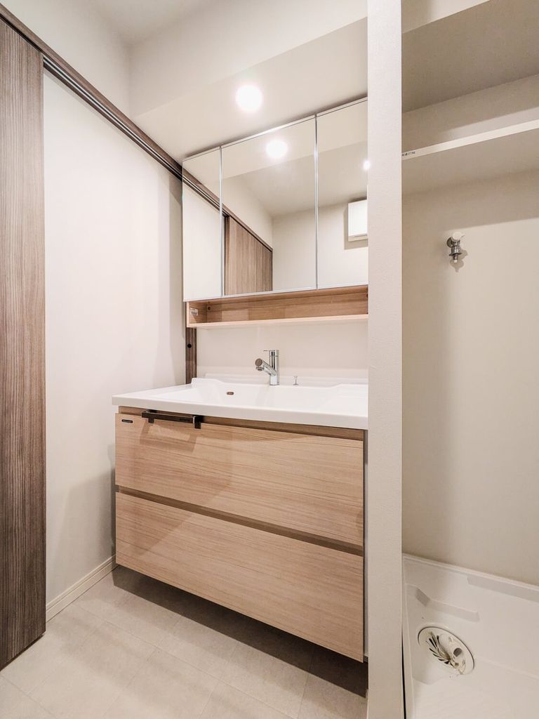 洗面設備　洗面化粧台