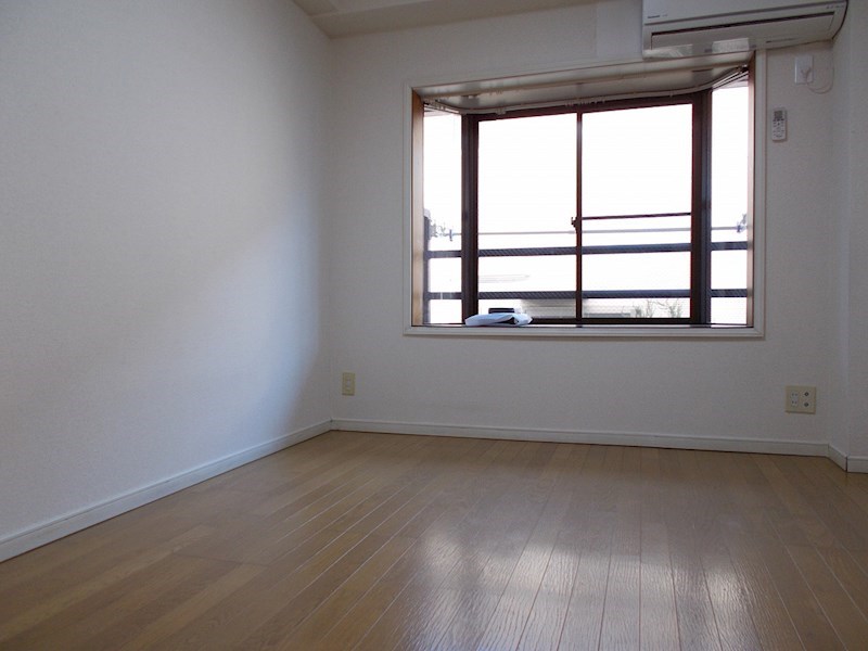 居室・リビング　※別部屋参考写真