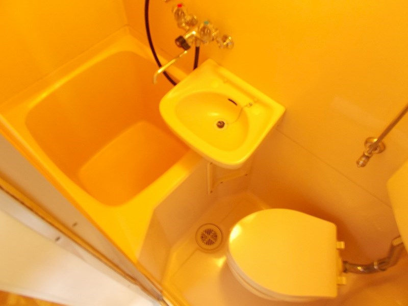 バス・シャワールーム　※別部屋参考写真