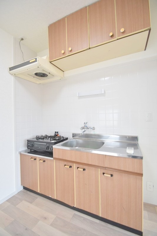 キッチン　お問合せはシティホーム海田センター　082-821-2227