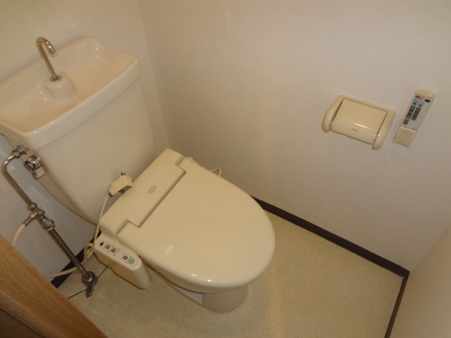 トイレ　モデル写真