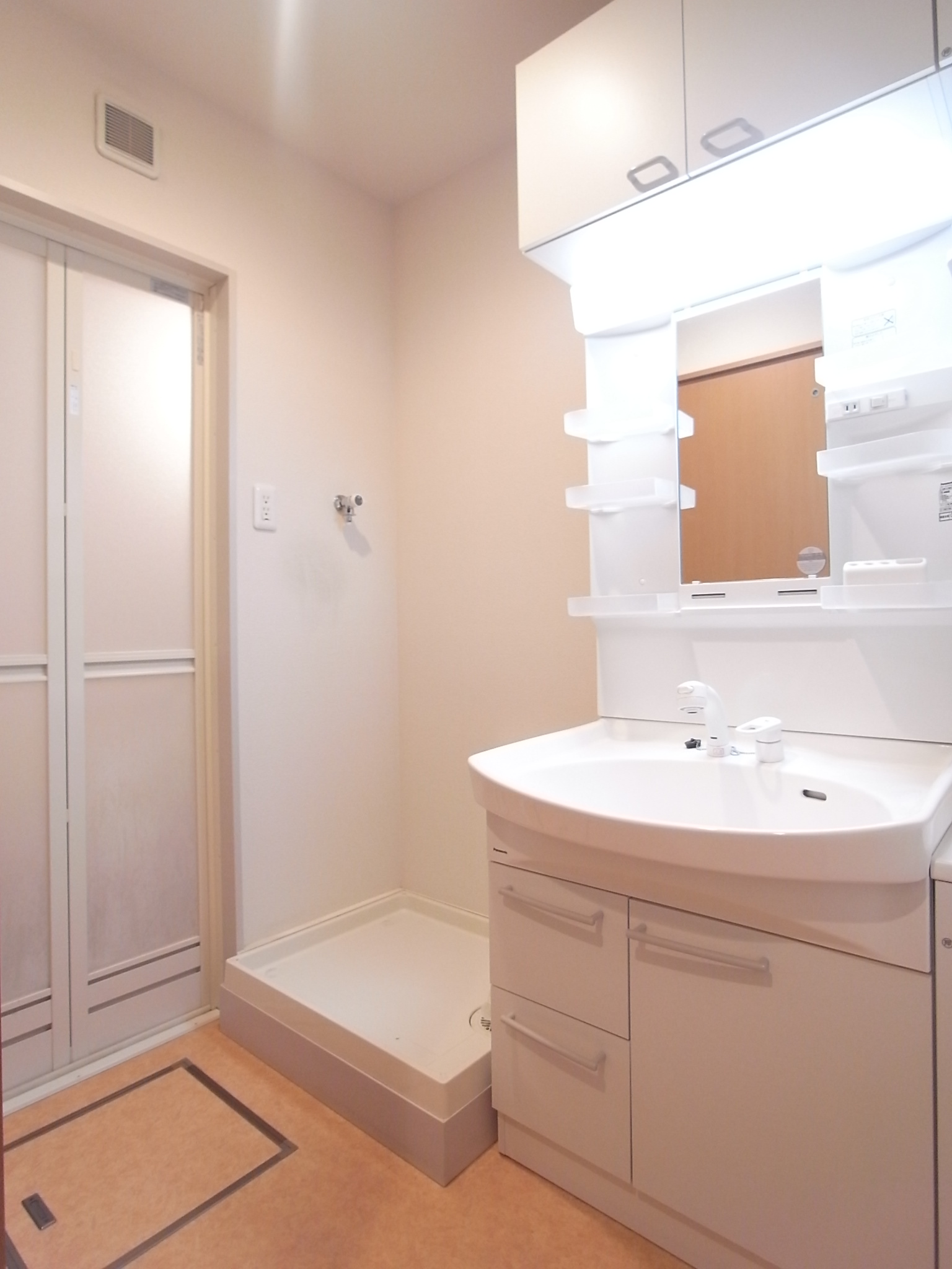 洗面設備　シャンプードレッサー