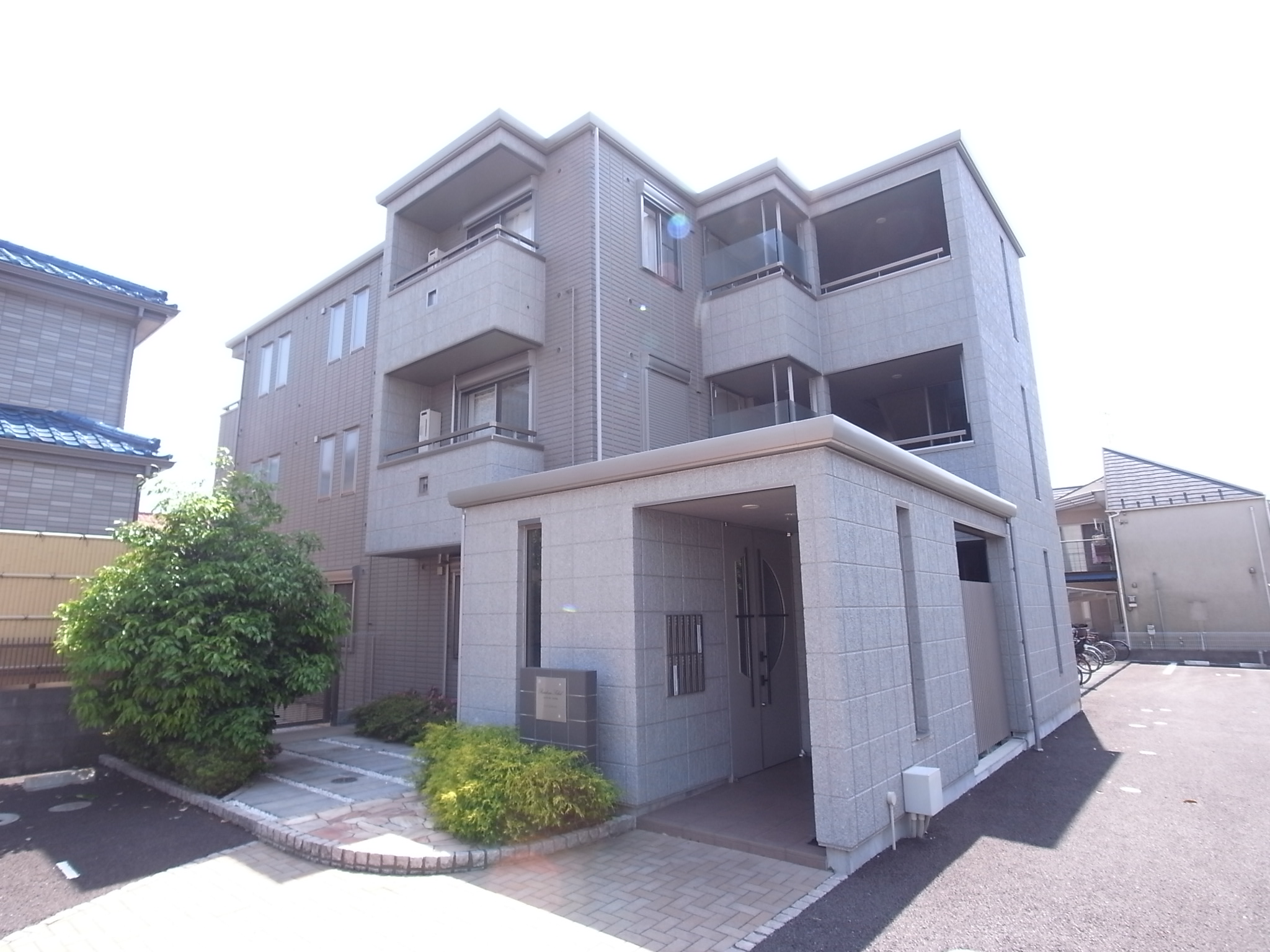 建物外観　人気の旭化成物件