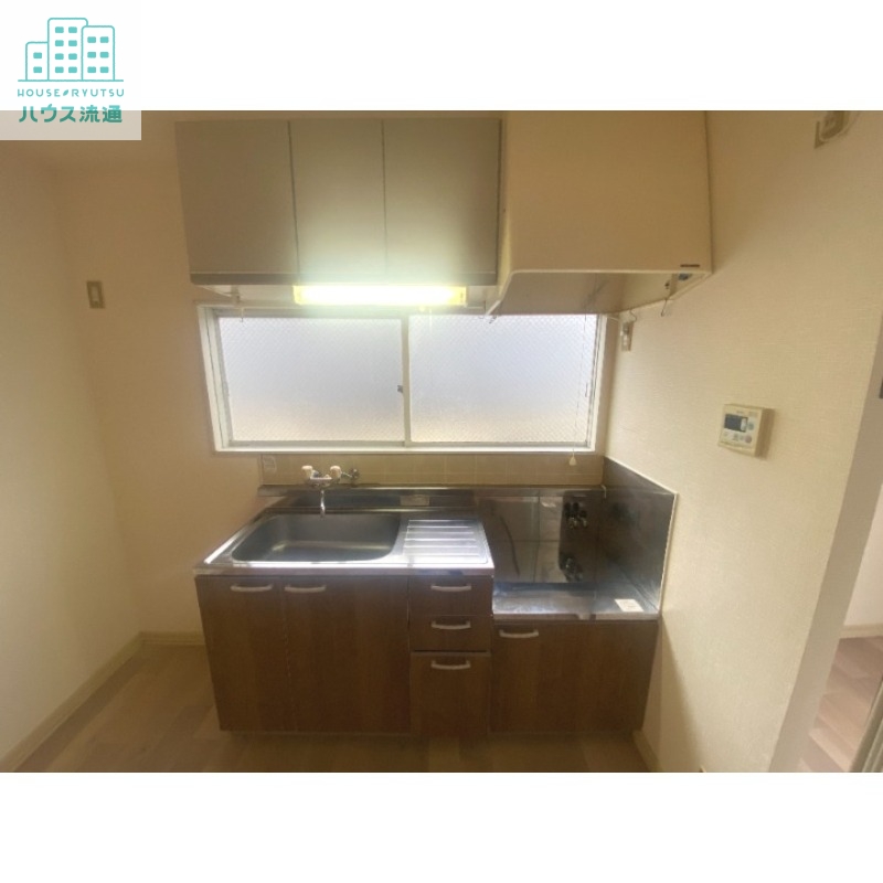 キッチン　※別号室の写真です