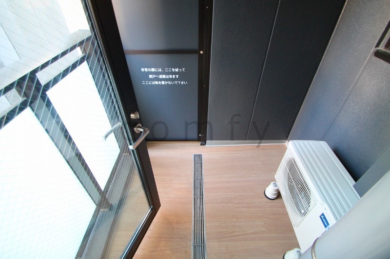 バルコニー　バルコニー