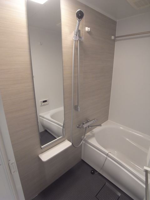 バス・シャワールーム　お風呂