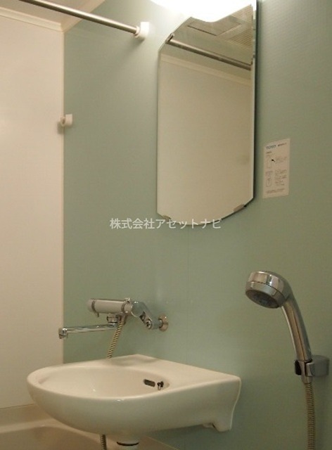 洗面設備　※反転タイプの別部屋です