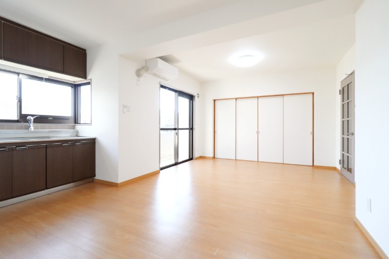 居室・リビング　図面と現状に相違がある場合には現状を優先