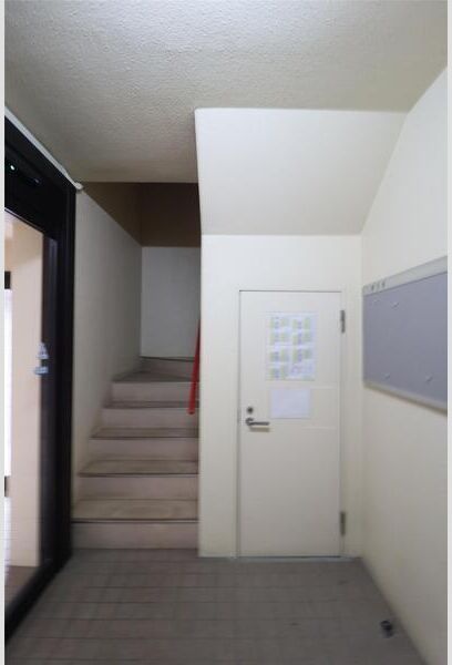 その他共有部分　内階段で冬も安心♪