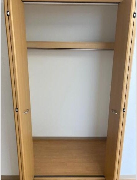 収納　衣類の収納に便利なクローゼットが付いています！
