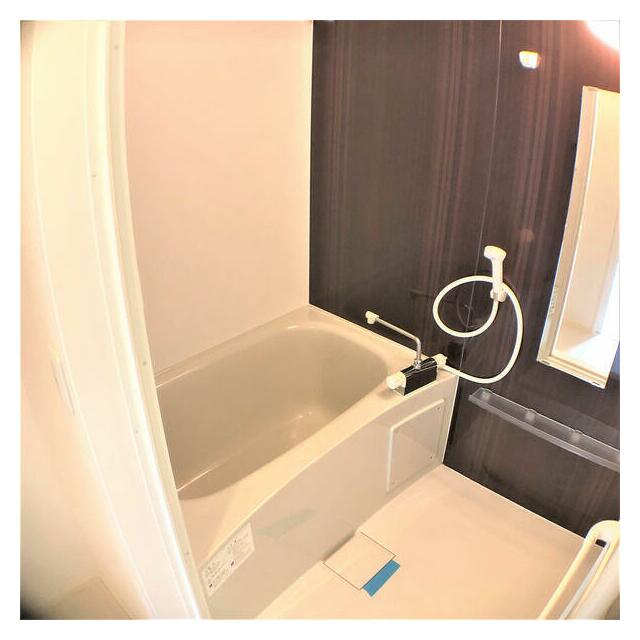 バス・シャワールーム　日々の疲れを癒すお風呂です♪