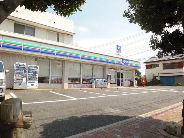 コンビニ　スリーエフ（コンビニ）まで230m