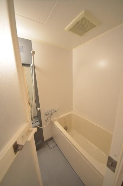 バス・シャワールーム　室内・室内設備