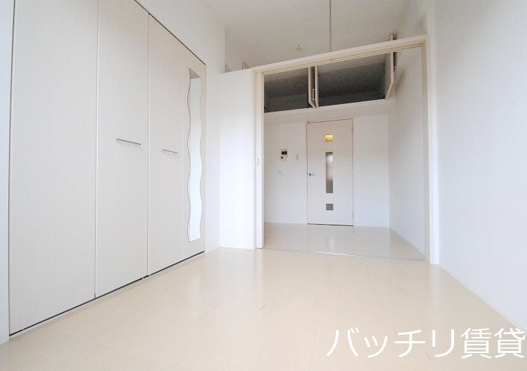 居室・リビング　24時間警備会社セコム対応