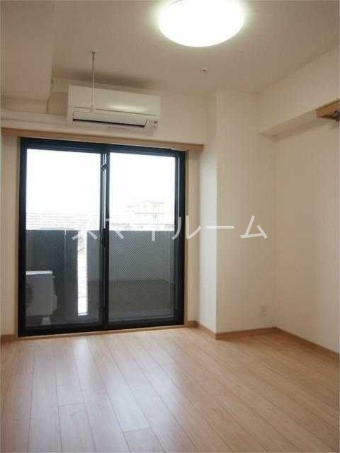 居室・リビング　リビング/別部屋参考写真となります。