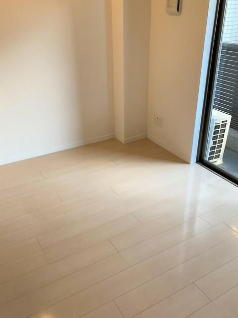 居室・リビング　※全て別号室のお写真。内装等参考にしてください。