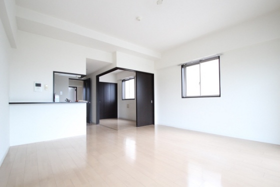 居室・リビング　※別部屋の写真です