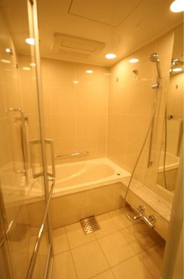 バス・シャワールーム　バス※別部屋参考写真