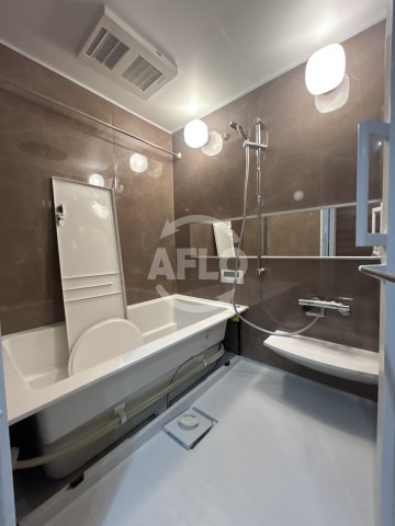 バス・シャワールーム　リビエナ　グラン　新梅田　風呂