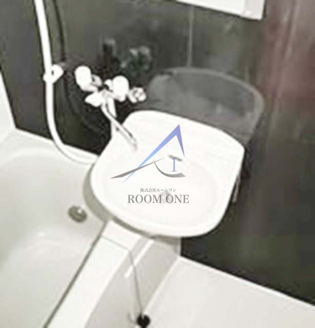 洗面設備　洗面台です。