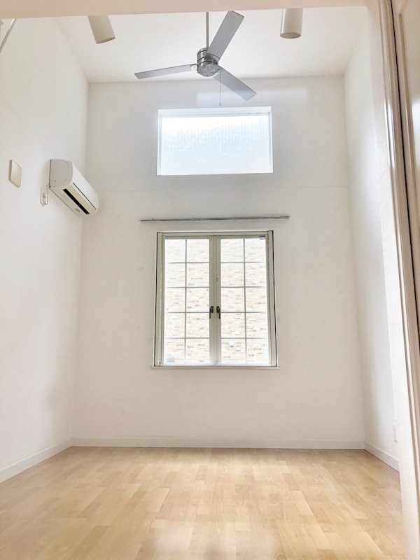 居室・リビング　☆天井の高い居住空間☆