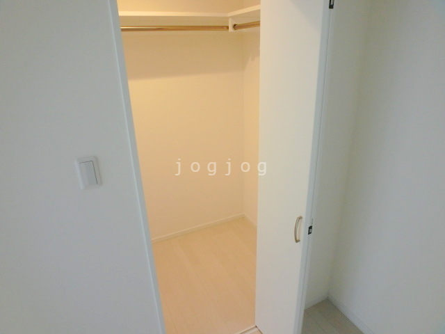 収納　ウォークインクローゼット付きで収納たっぷりです◎