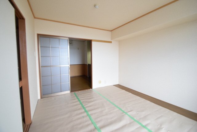 その他部屋・スペース　和室6帖板の間あり