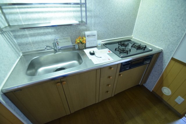 キッチン　3口システムキッチン