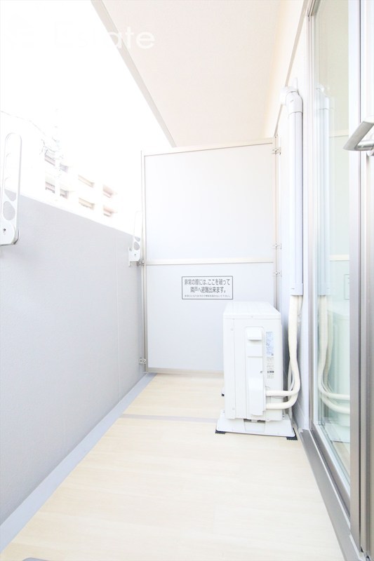 バルコニー　バルコニー