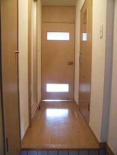 玄関　※別号室参考写真