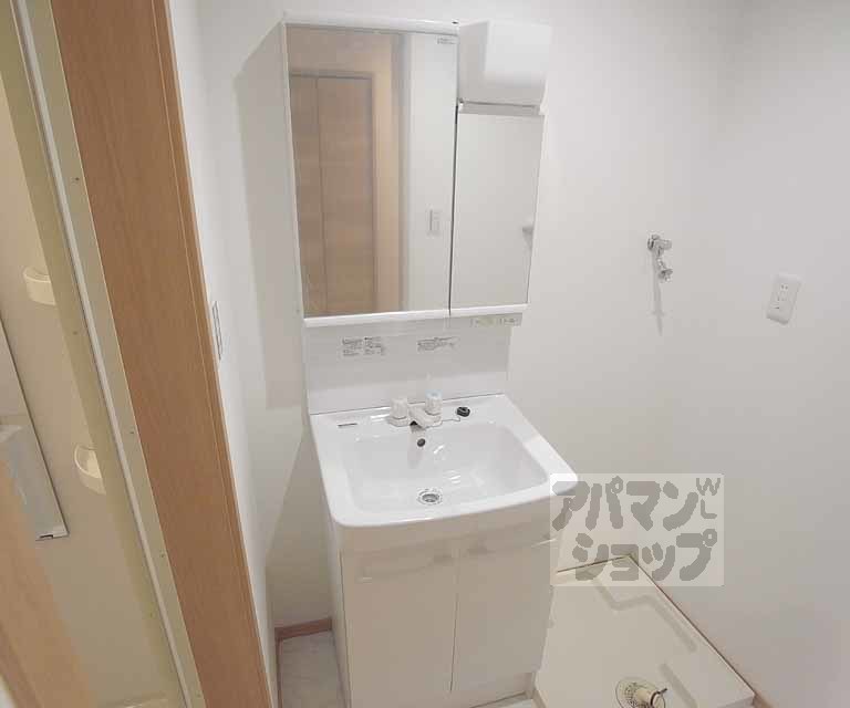 洗面設備　洗面脱衣場。