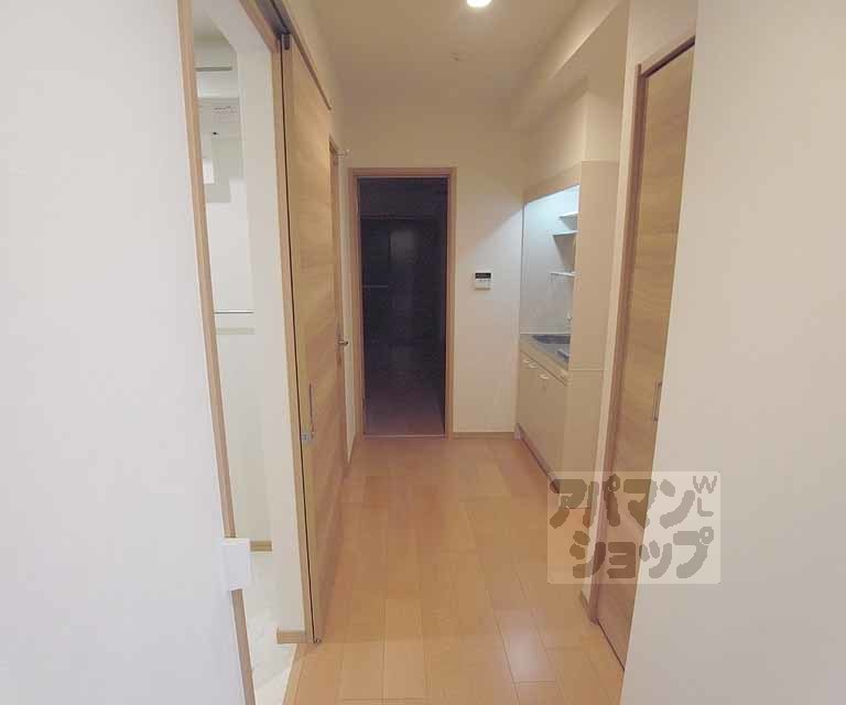 その他部屋・スペース　廊下兼キッチン。