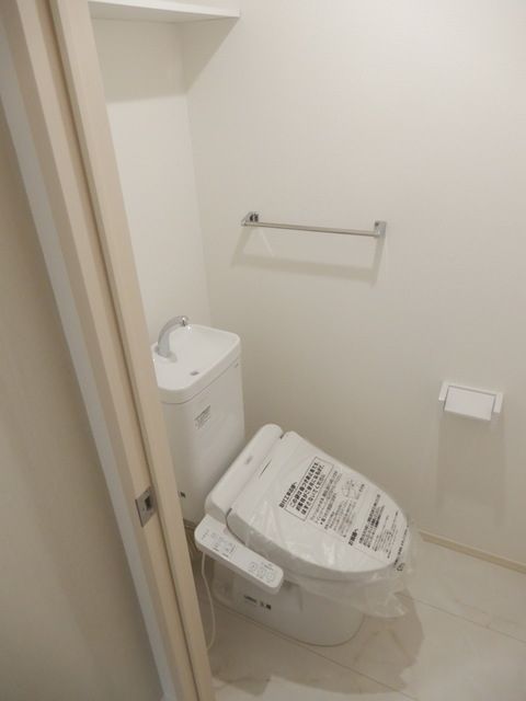 トイレ　※別タイプ参考