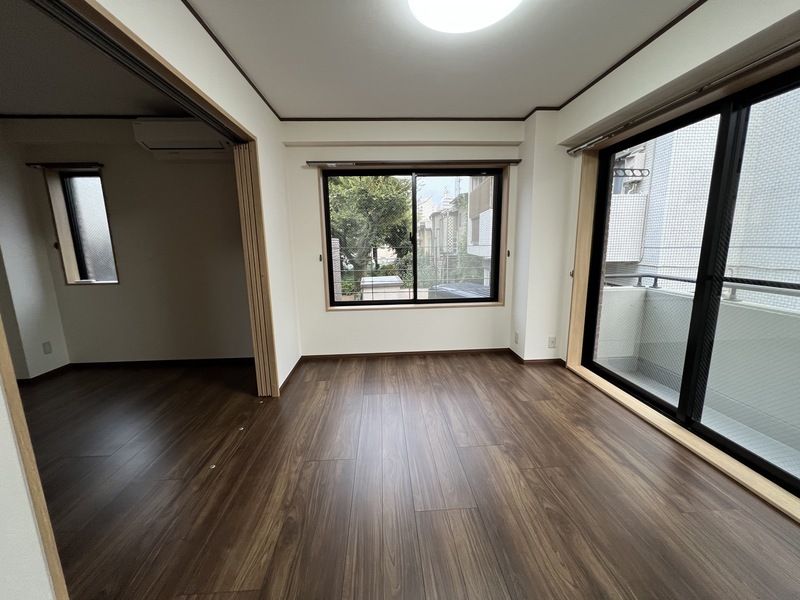 居室・リビング　おしゃれな居間です